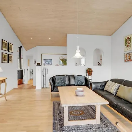 Gorgeous In With Kitchen Tatil Evi Haderslev